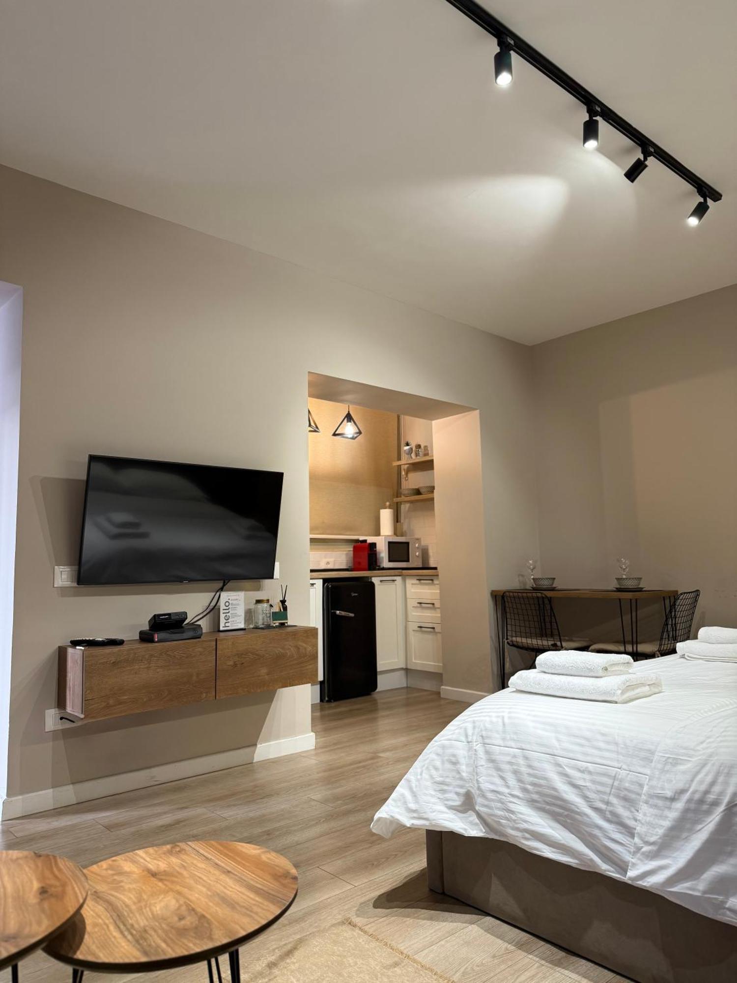 Apartman 4seasonsgea , Deluxe , Centre , Tirana